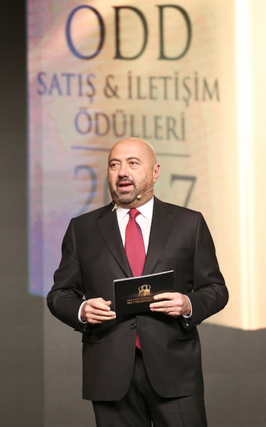 odd_odul_2018_mustafa_bayraktar_fashion4car