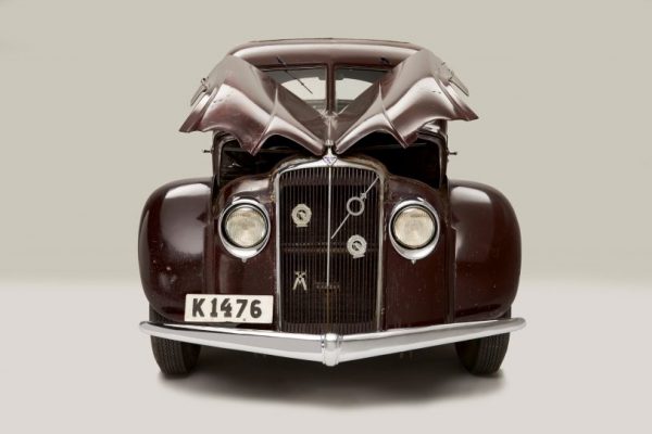 Volvo PV 36