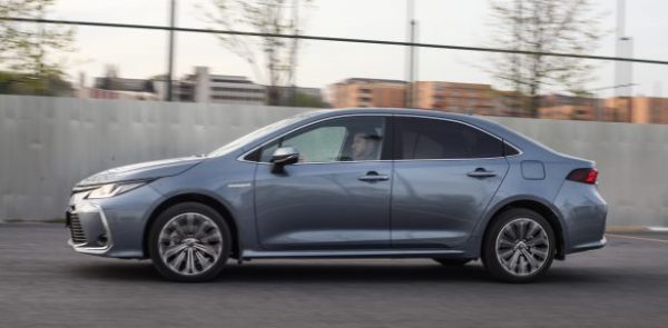 TOYOTA  COROLLA