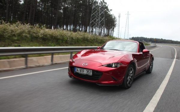 MAZDA MX-5 RF