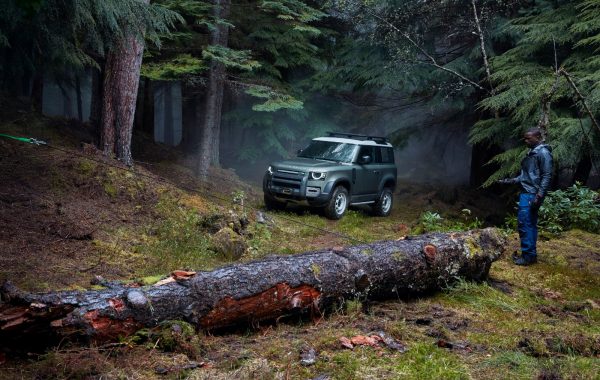 Yeni Land Rover Defender