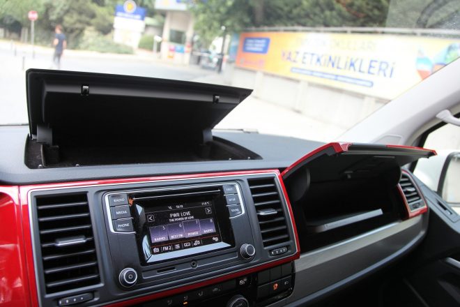 Volkswagen Caravelle 2018 modelinin test sürüşünü gerçekleştirdik.