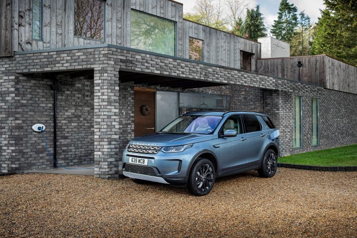 Yeni Discovery Sport Plug-In Hybrid Ön