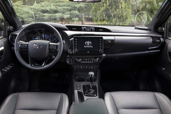 Yeni Toyota Hilux